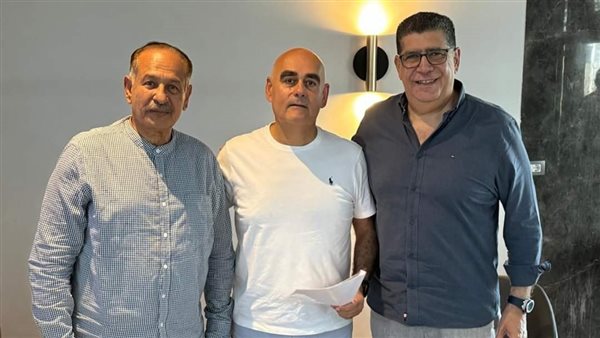 خوان باستور خلال