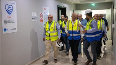 بدء تجارب تشغيل مجمع إنتاج السولار بأسيوط لتوفير احتياجات محافظات الصعيد