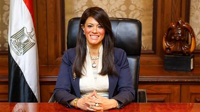  وزيرة التخطيط: الحكومة تستهدف بناء اقتصاد تنافسي جاذب للاستثمارات 