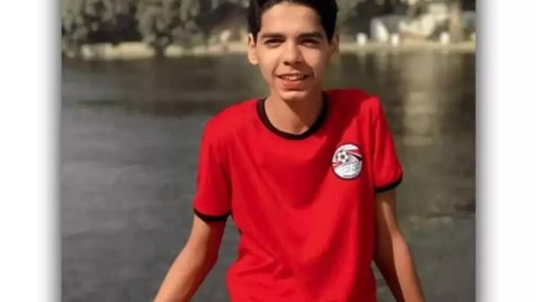 اللاعب محمد عمرو