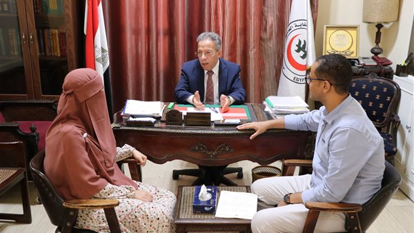 نقيب الأطباء يستقبل