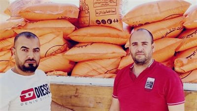 ضبط سيارة محملة بـ 11.7 طن سماد مدعم ومحظور تداوله في الأسواق بالبحيرة