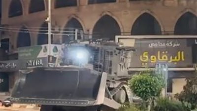 بالجرافات الثقيلة والمدرعات.. قوات إسرائيلية تقتحم مخيم طولكرم