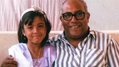 مي كساب تحيي الذكرى الأولى لـ وفاة والدها: كنت مدافعا عن الضعفاء.. يا رب تكون راضي عني