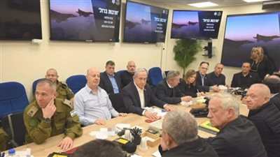 إصابة موظفين من وزارة الدفاع الإسرائيلية في انفجار عبوة ناسفة