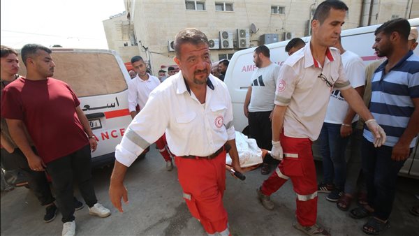 نقل شهداء في خان