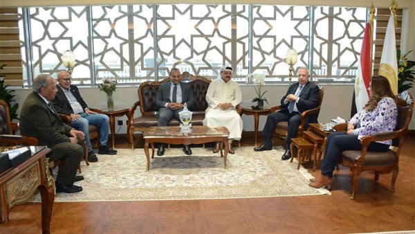  الدكتورة منال عوض