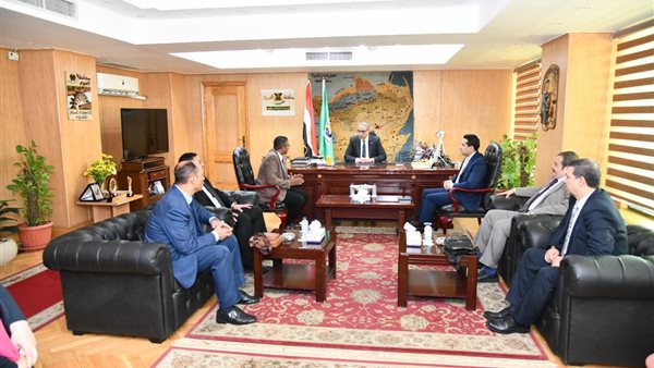 خلال لقاءه الدوري