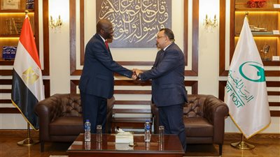 رئيس البريد المصري يستقبل نظيره السوداني لبحث أوجه التعاون المشترك