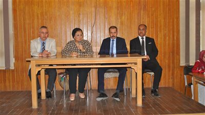 نائب وزير الصحة توصي بتكثيف الخدمات المقدمة للأم والطفل بعد شكاوى سيدات سوهاج