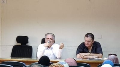 وكيل وزارة الصحة بالدقهلية يجتمع بمديري الإدارات الصحية ومنسقي المبادرات استعدادًا لانطلاق 100يوم صحة 