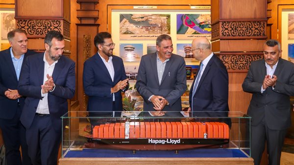 أثناء اللقاء