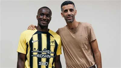 اتحاد جدة يعلن تعاقده مع موسى ديابي.. واللاعب يودّع أستون فيلا برسالة مؤثرة