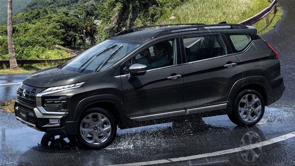 ميتسوبيشي إكسباندر