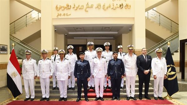 جانب من الزيارة