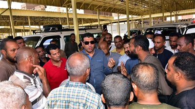 نائب محافظ الأقصر لـ القاهرة 24: تشكيل لجان لمتابعة الالتزام بتعريفة الركوب الجديدة بالمواقف العمومية