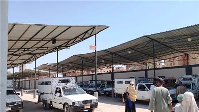 جولات ميدانية لرؤساء المراكز والمدن وأجهزة التموين على محطات الوقود والمواقف بأسوان