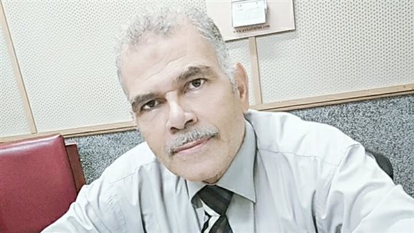  الإذاعي الشهير أحمد