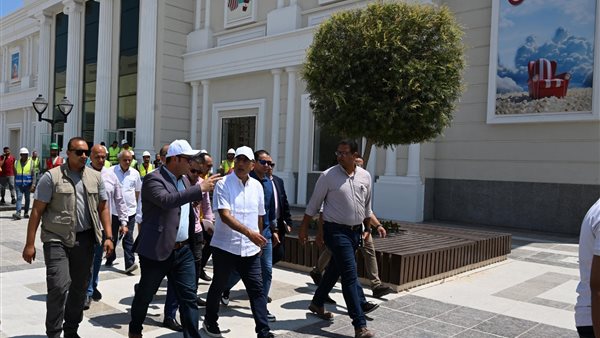 رئيس الوزراء ووزير