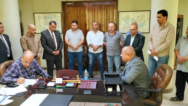 وزير الكهرباء