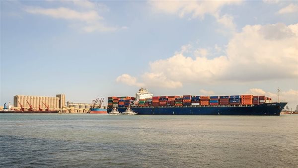 ميناء دمياط