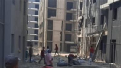 عامل ينهي حياته داخل كمبوند شهير بالتجمع الخامس