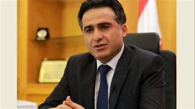 وزير الأشغال العامة والنقل في لبنان: لا صحة لوقف الملاحة الجوية في الأجواء اللبنانية 