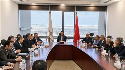 وزير التموين يترأس اللجنة العليا للسكر ويطمئن المواطنين: الاحتياطي آمن