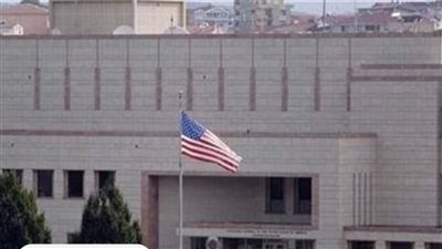 السفارة الأمريكية في بيروت تنصح رعاياها بمغادرة لبنان