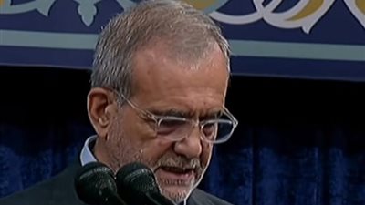  الرئيس الإيراني يؤكد تعزيز العدالة الاجتماعية وتنمية إيران في كلمته بمراسم تنصيبه