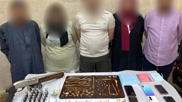 المتهمين بسرقة محل