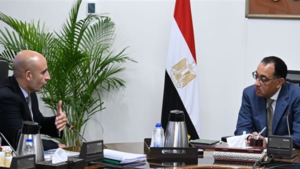 رئيس الوزراء ووزير