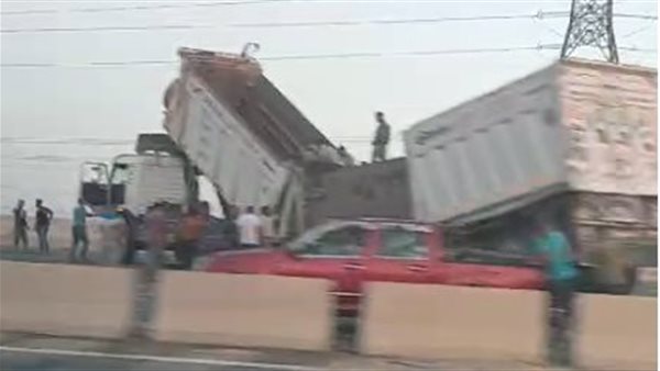 حادث تصادم سيارتين