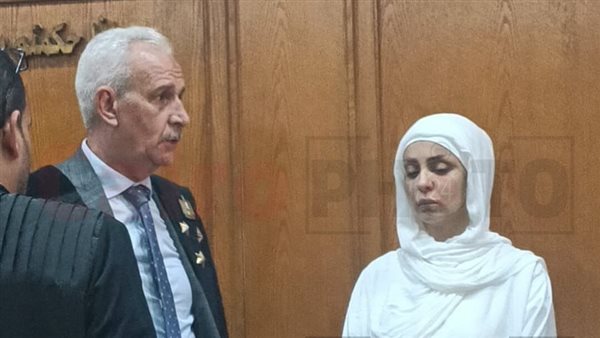 مضيفة الطيران