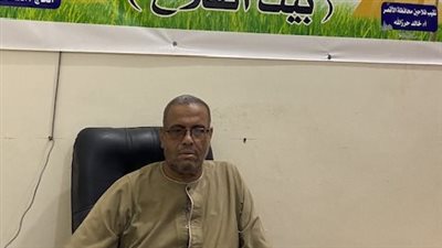 شيكارتا سماد للفدان يعملوا إيه.. نقيب الفلاحين بالأقصر: نواجة أزمة حقيقية والزراعة في خطر 