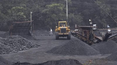 مصرع خمسة أشخاص في انهيار منجم للفحم بـ فيتنام