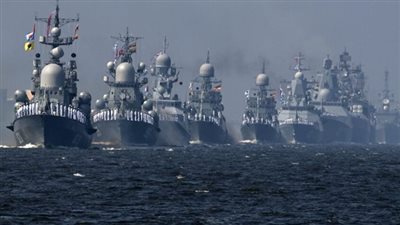 بمشاركة 300 سفينة.. روسيا تجري مناورات بحرية ضخمة بـ 4 أساطيل 