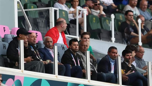 وزير الشباب والرياضة