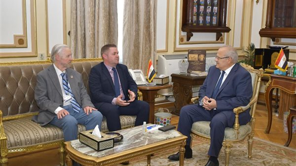 جامعة القاهرة 