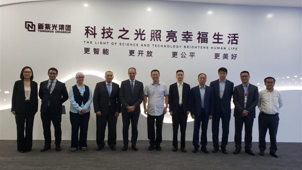 خلال اللقاء