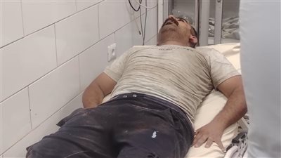 إصابة عامل في حادث انقلاب سيارة ببورسعيد| صور