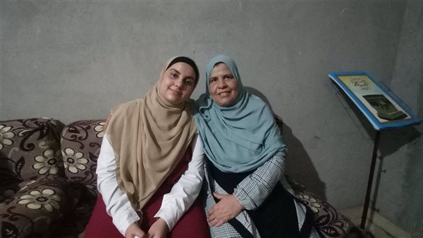 الطالبة الشفاء عبدالحارث