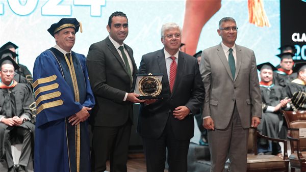 جانب من التكريم 