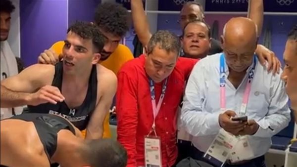 سيد زيزو يتحدث مع