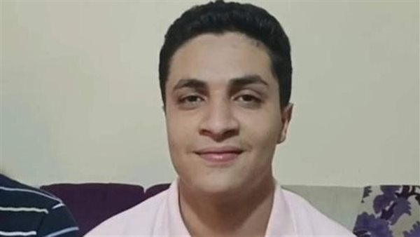 الطالب عمر محمد عطية