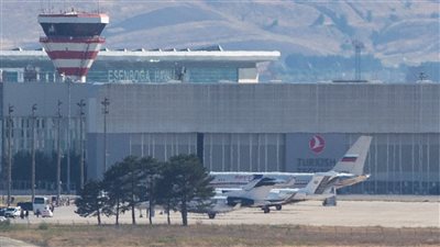 تركيا تعلن إجراء عملية تبادل لـ 26 سجينا بين روسيا وأمريكا ودول غربية 