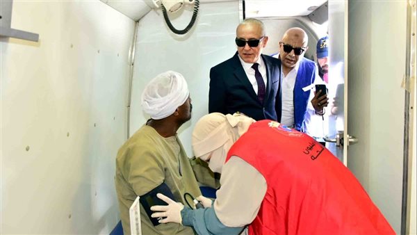 محافظ الأقصر يدشن