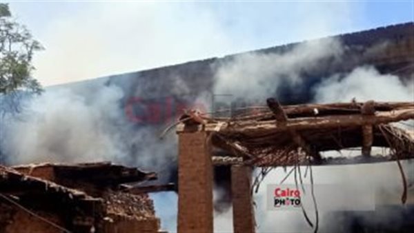 جانب من الحريق