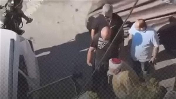 اعتقال إمام المسجد