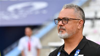 بعد أنباء عودته.. وكيل ميكالي يكشف لـ القاهرة 24 حقيقة مفاوضاته مع اتحاد الكرة